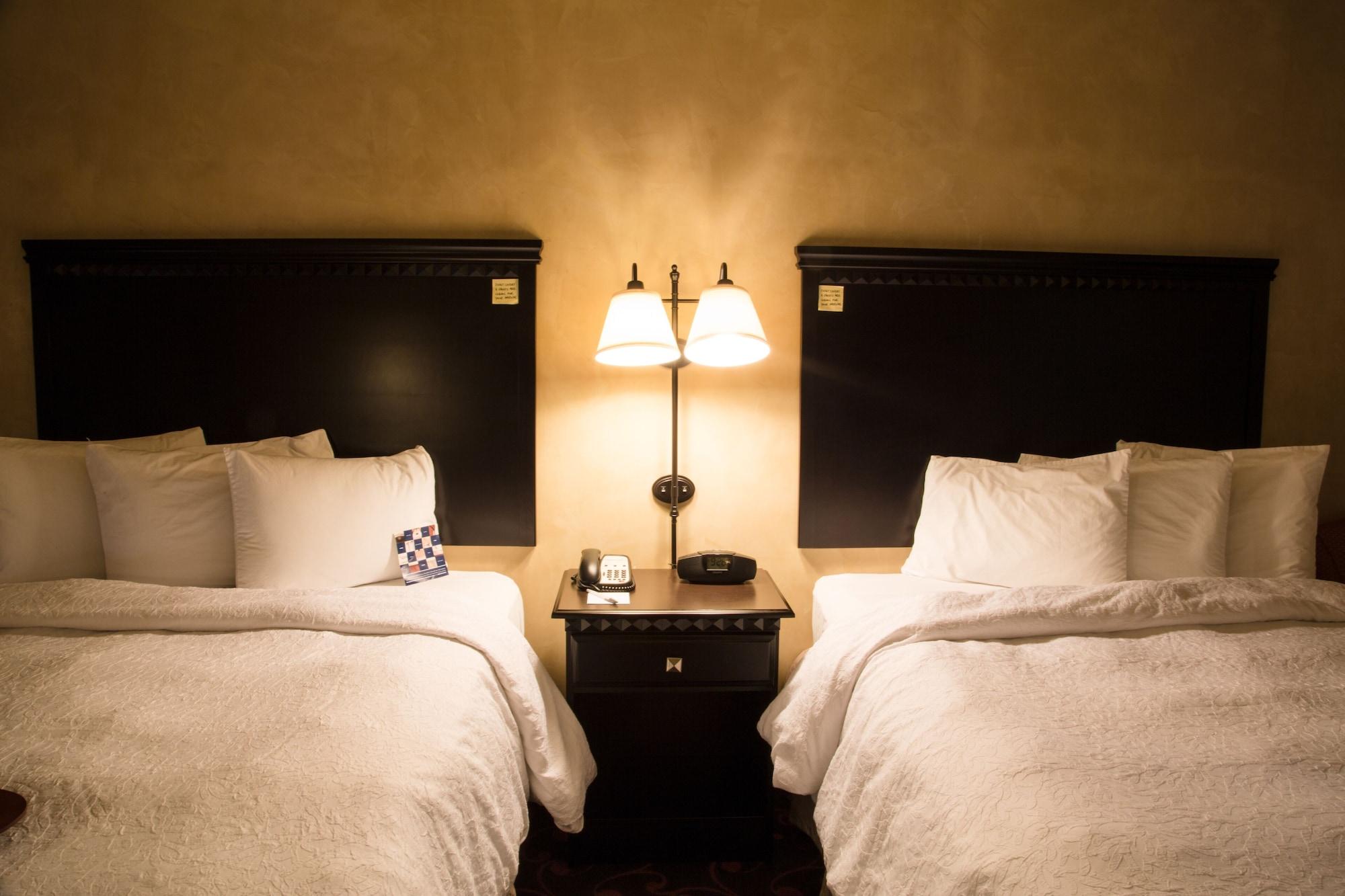 Hampton Inn & Suites Dallas-Arlington North-Entertainment District Buitenkant foto